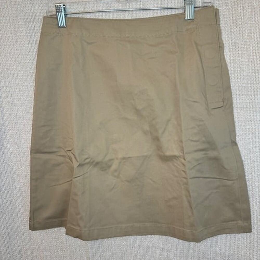 Lands' End NWOT women’s khaki skort size 2